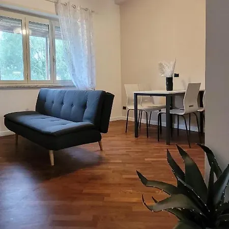 Central Apartment * テッラチーナ